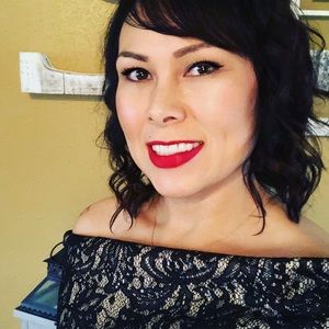 Meet your Posher, Retsy